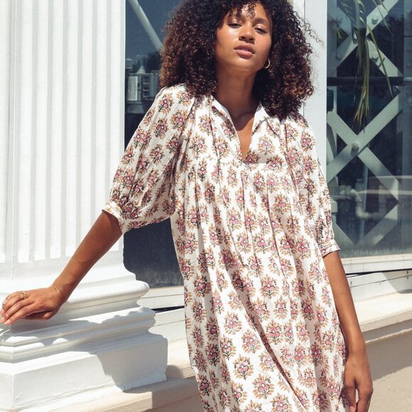 Mille Resort & Travel Saffron Dress in a coral medallion floral print. - Picture 2 of 6